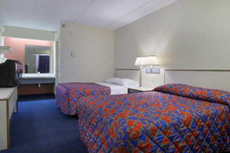 Bay Inn On Busch Tampa Quarto foto