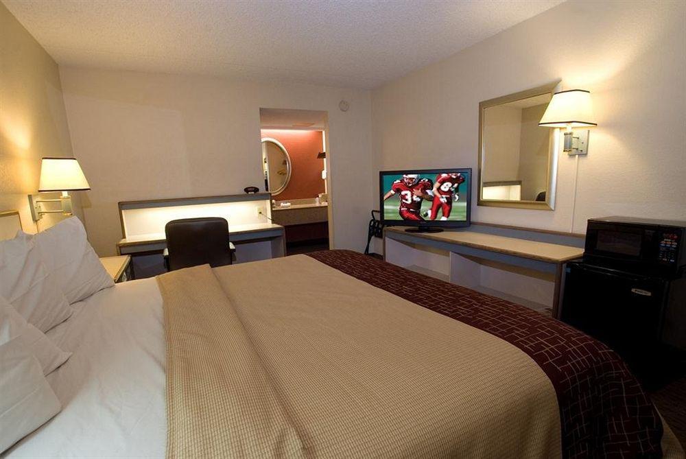 Bay Inn On Busch Tampa Quarto foto